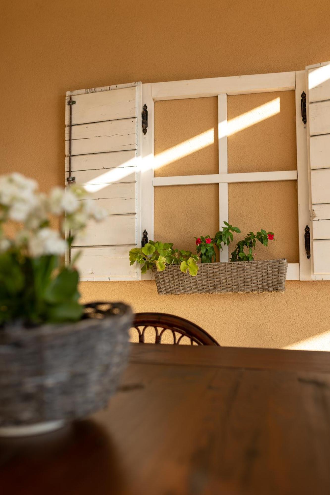 Flos,terrace 40 M2, Sea View Apartment
