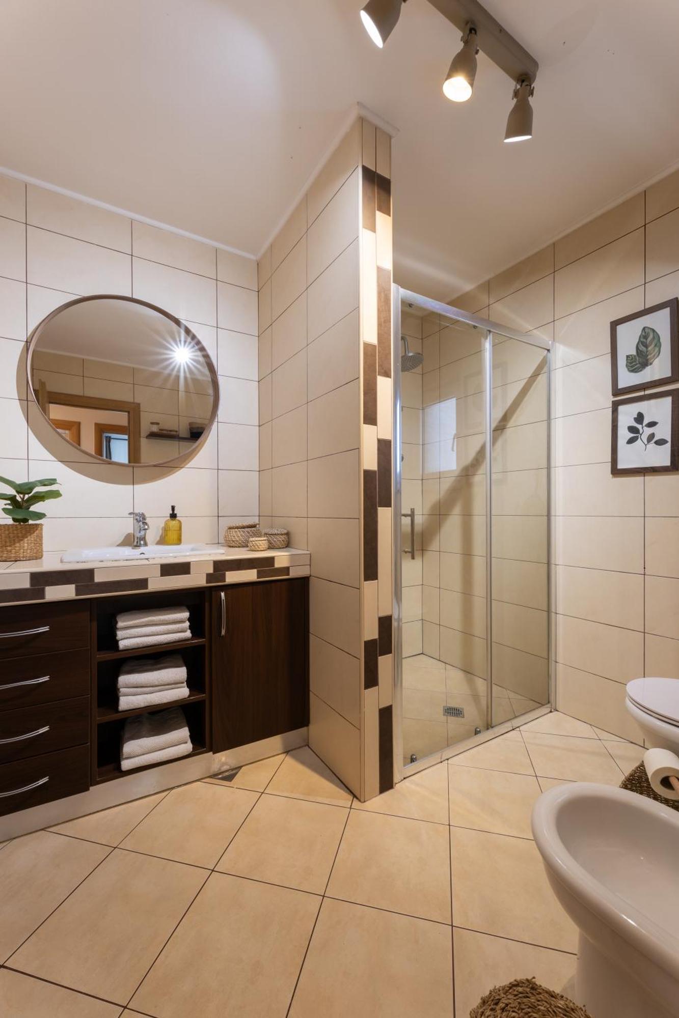 Flos,terrace 40 M2, Sea View Apartment