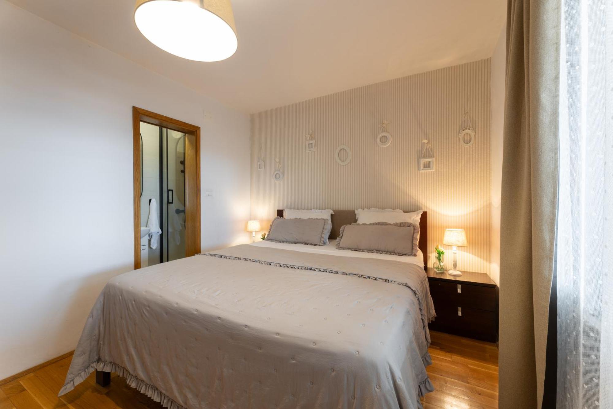 Flos,terrace 40 M2, Sea View Apartment *